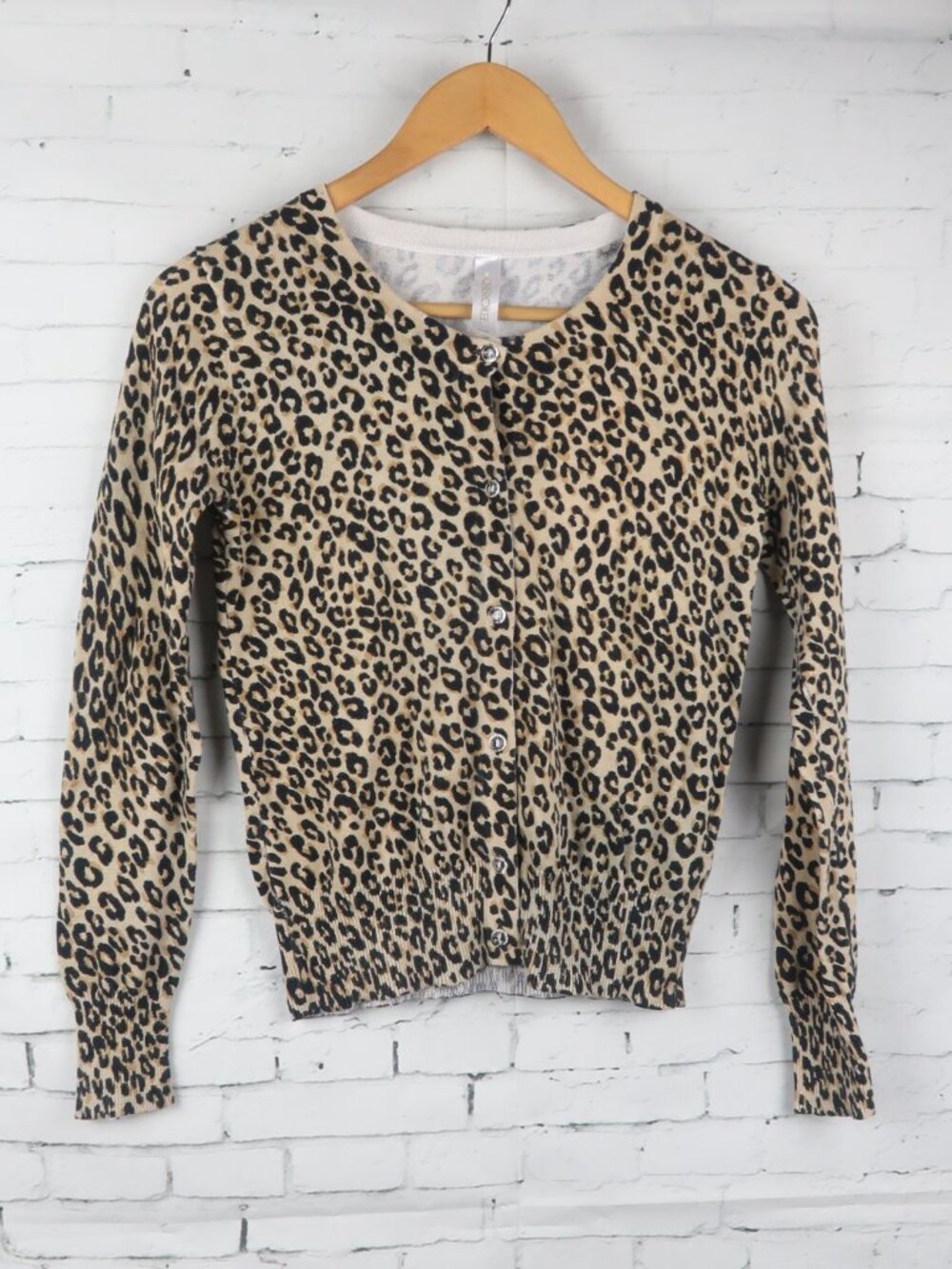 CHEROKEE BROWN CHEETAH PRINT LONG SLEEVE BUTTON DOWN CARDIGAN SWEATER SIZE LARGE